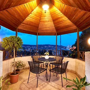 4* Hotel Iliani