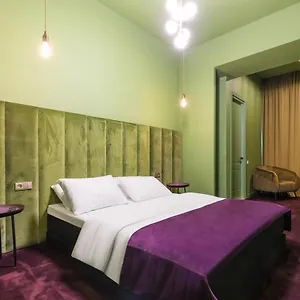 4* Hotel Freeze